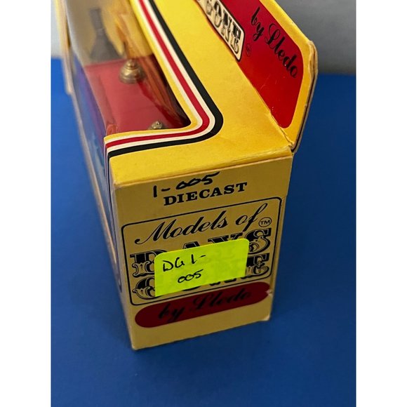 Vintage LLEDO Diecast HORSE DRAWN OMNIBUS W/ FIGURES DOWNTOWN DGI-005 - Picture 7 of 9